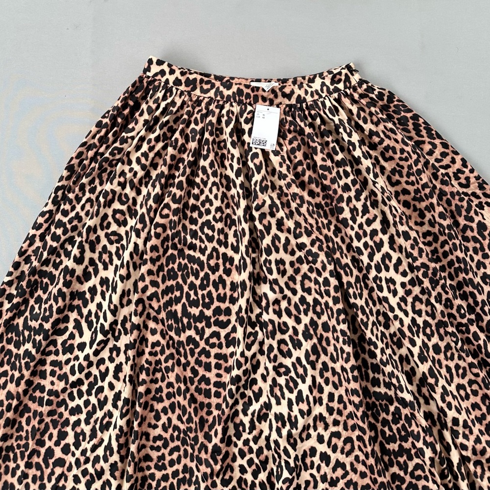 H&M Midi Skirt Animal Print Women Size 10 - Picture 4 of 10